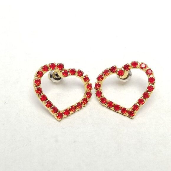 Vintage Red Rhinestone Heart Shape Stud Earrings, Gold Tone Setting, Estate - Picture 5 of 5